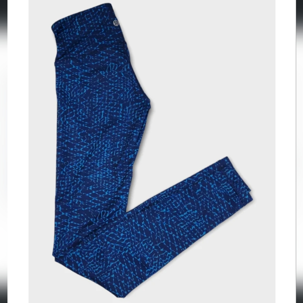 Size 4 - Lululemon Wunder Under Pant III